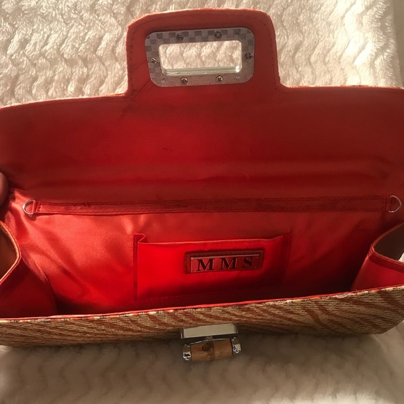 ✔️MMS Design Studio Clutch “Like New” - Picture 5 of 5